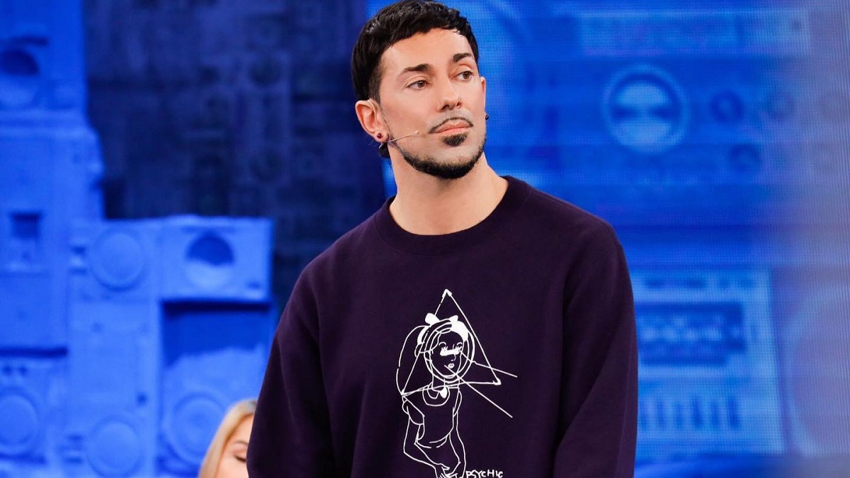 Emanuel Lo torna a parlare dell’amore per Giorgia: “Impazzivo” Emanuel Lo torna a parlare dell’amore per Giorgia: “Impazzivo”