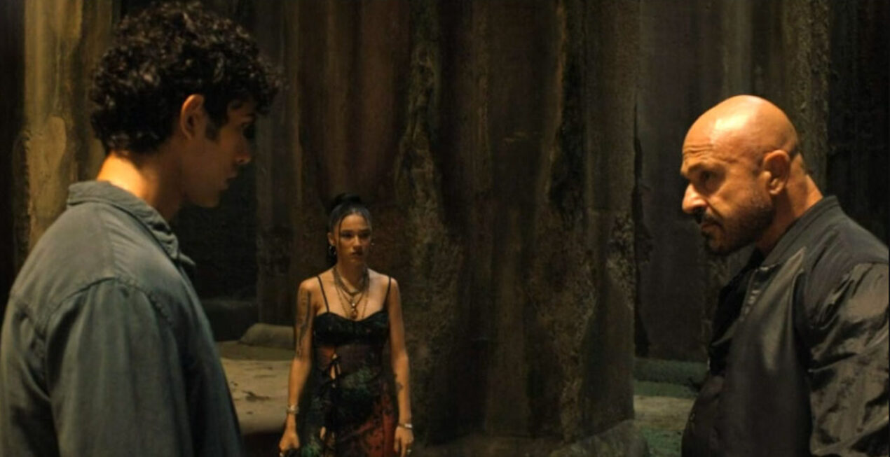 Il curioso paragone di Don Salvatore di Mare Fuori: "Molto in comune"