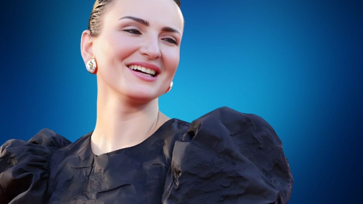 Arisa lancia un appello da Fiorello per Sanremo 2024