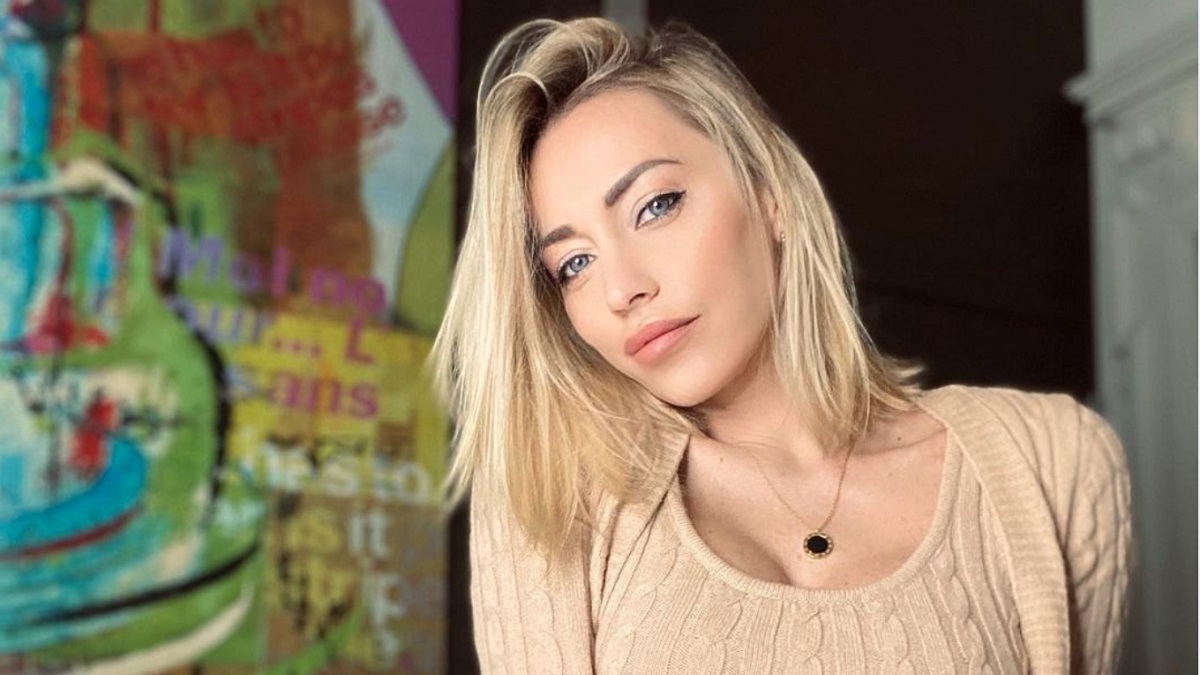 Karina Cascella critica le performance di Orietta Berti ed Enrico Papi