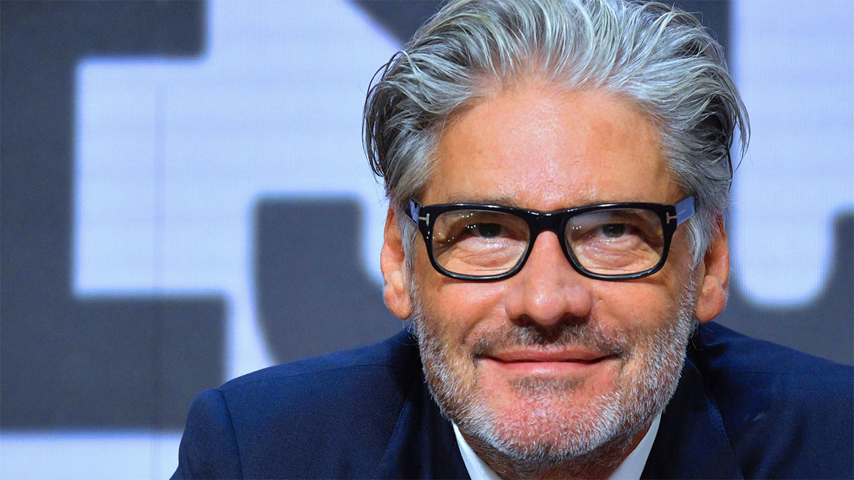 Paolo Del Debbio perde le staffe: "Vergognatevi"