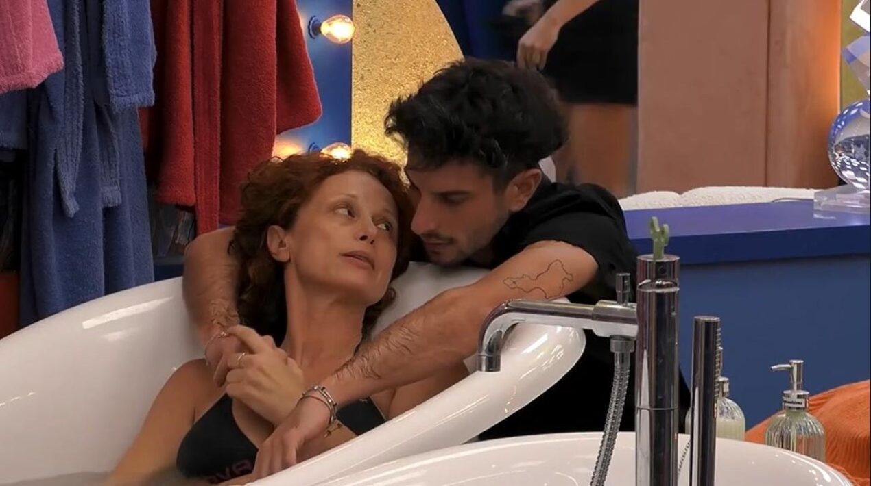 Beatrice Luzzi e Giuseppe Garibaldi demoliti da un'ex del GF: "Tutto finto"