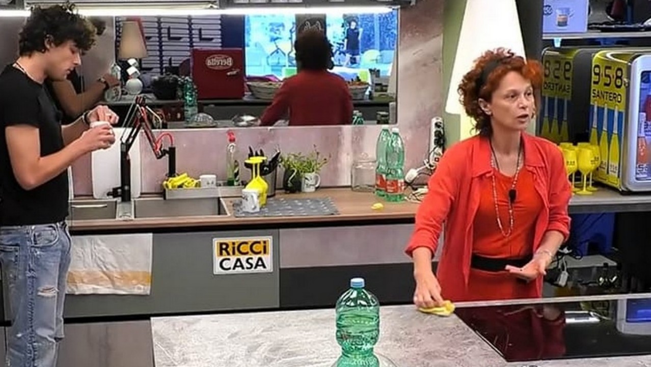 Beatrice Luzzi smaschera Massimiliano Varrese al GF: ecco cosa faceva in tugurio