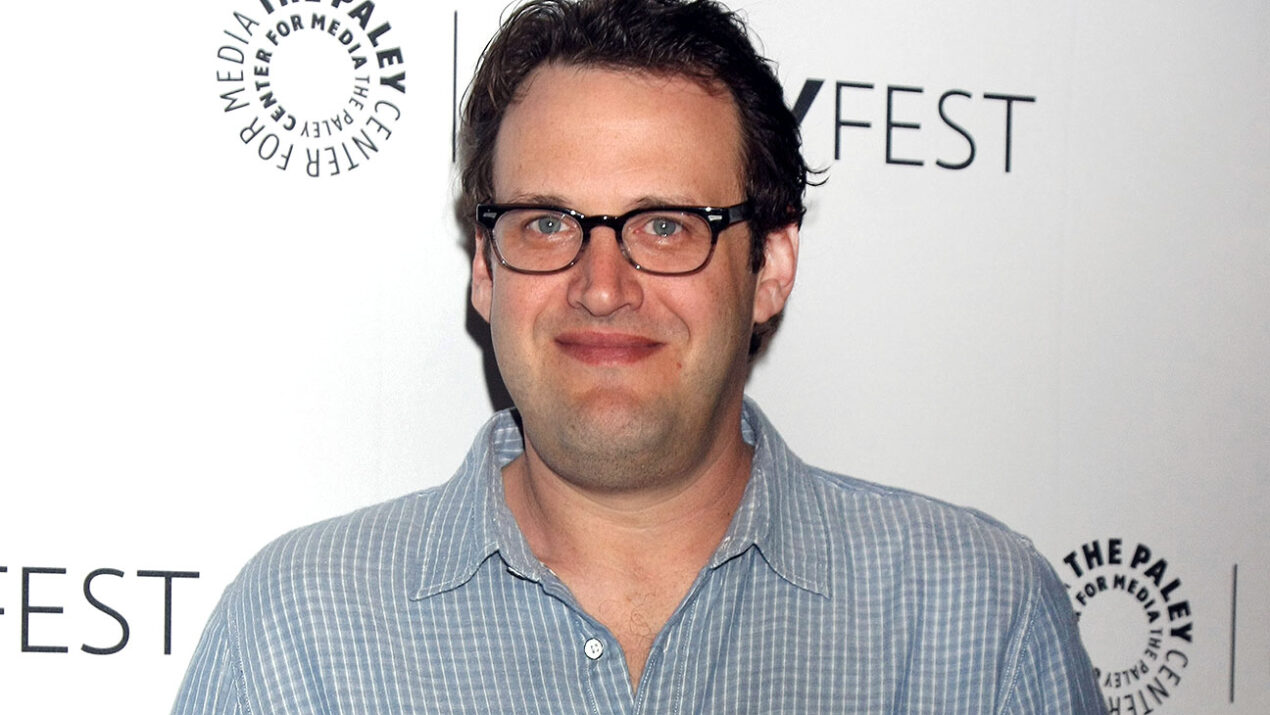 Andrew Kreisberg, produttore di Arrow e Supergirl, è stato arrestato