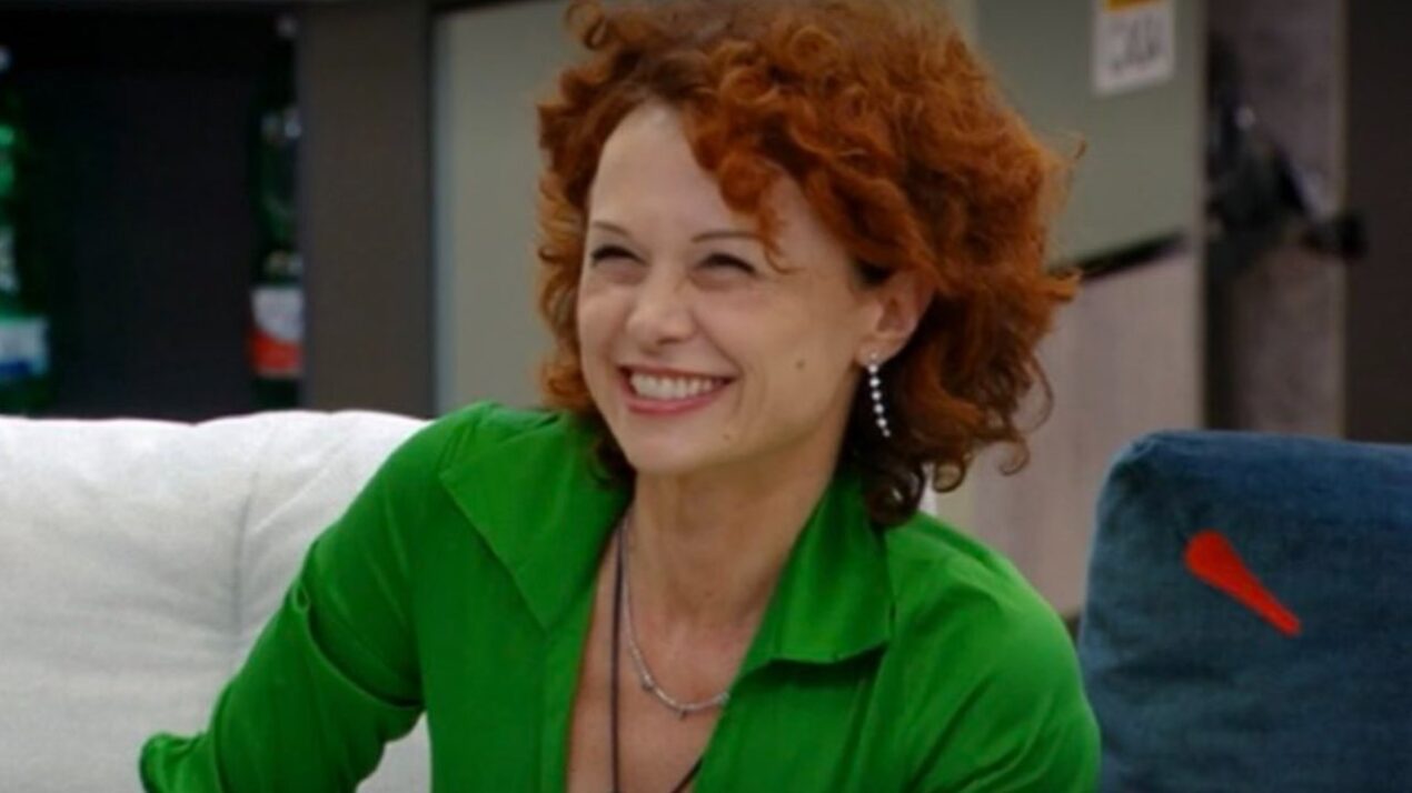 Amico di Beatrice Luzzi scrive a Signorini: retroscena e segreti della gieffina