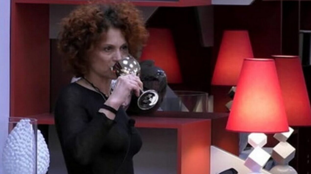 Beatrice Luzzi furiosa con Giuseppe Garibaldi al GF. "Sei squallido"