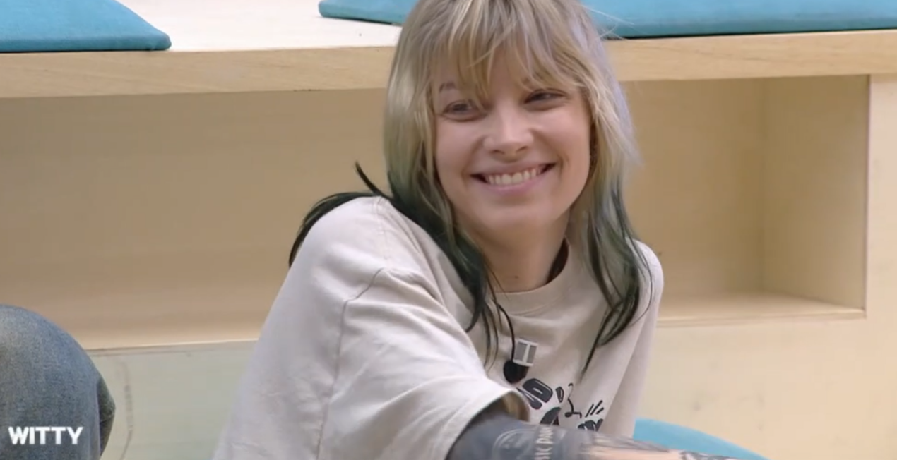 Il primo compito di Mew: chi ha mandato la lettera e cosa dovrà fare