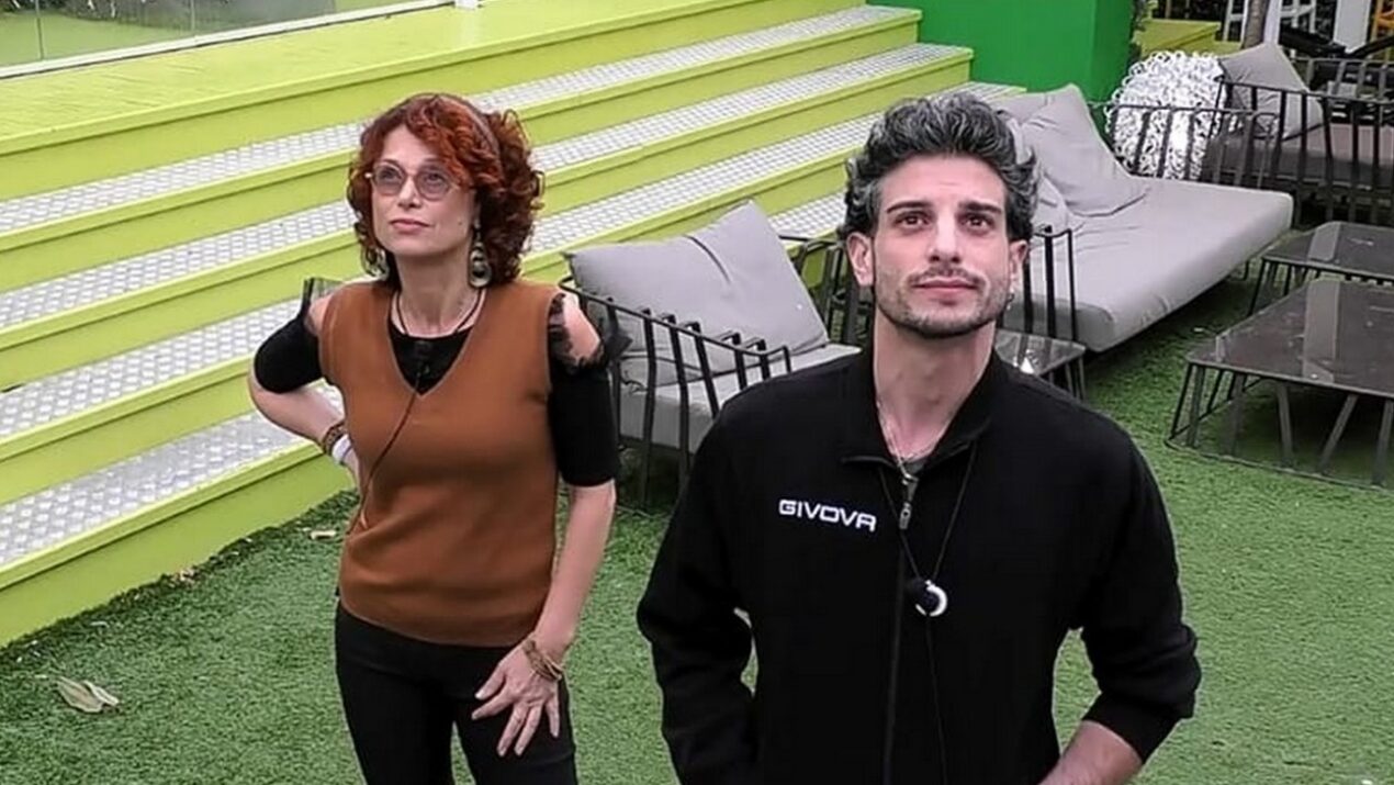 Inaspettato aereo per Beatrice e Giuseppe al GF: le reazioni dei due (VIDEO)