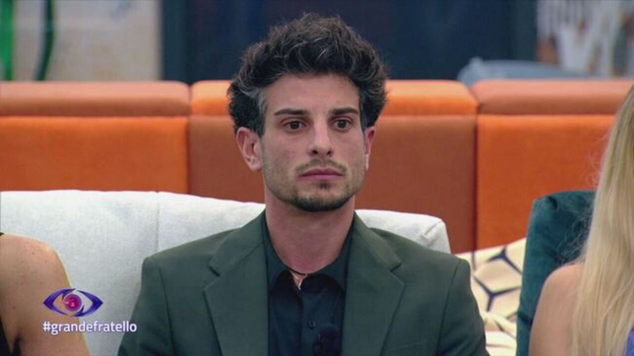 Giuseppe Garibaldi vuole abbandonare il GF? Scoppia il caos nella notte