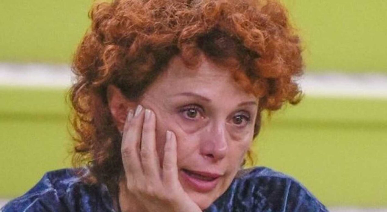 Momento delicato per Beatrice Luzzi al GF: ecco cosa è successo