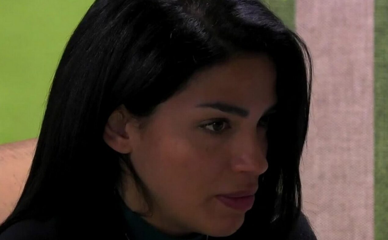 Monia La Ferrera in lacrime al GF: "Un colpo al cuore" cosa è successo