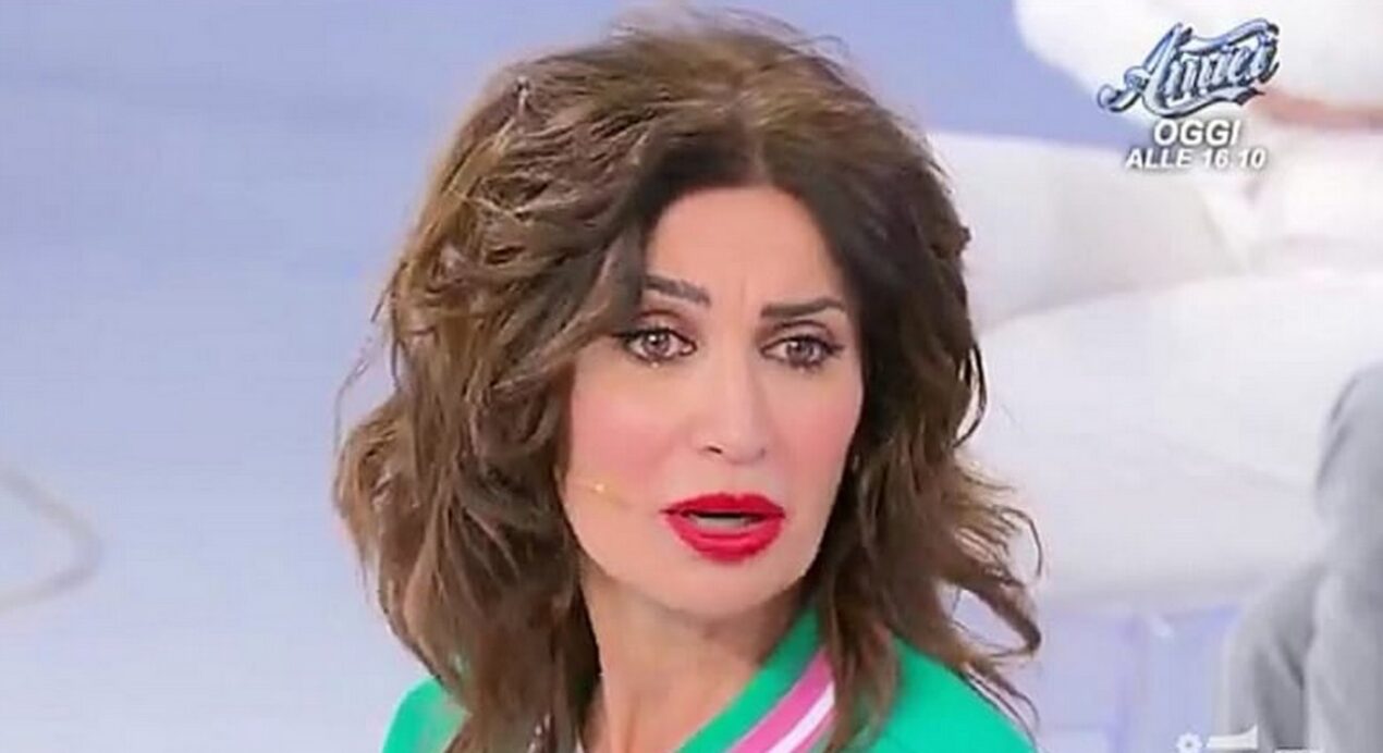 Barbara De Santi fa una confessione umiliante a UeD, Tina sbugiarda Mario