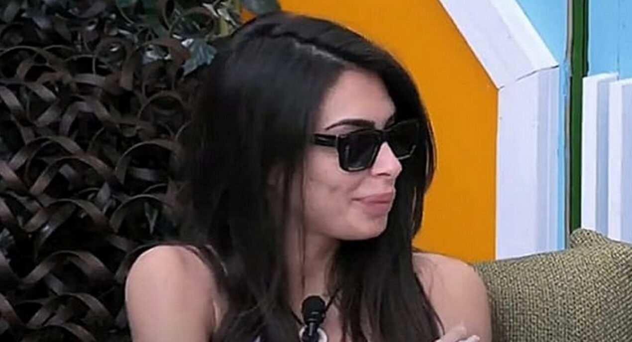 Greta Rossetti riceve una sorpresa dai nonni al GF, ma già sapeva tutto (VIDEO)