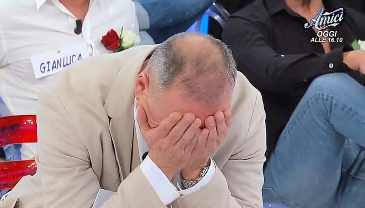 Maria De Filippi caccia Orfeo da Uomini e Donne dopo le sue confessioni spinte