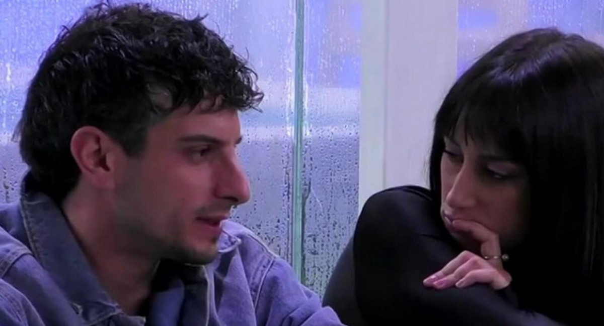 Giuseppe Garibaldi spiazza su Beatrice Luzzi al GF: che si sono detti senza microfoni