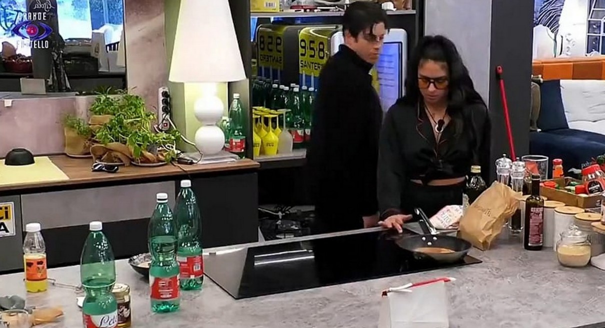 Scintille tra Perla e Alessio al GF: la Vatiero in lacrime, sbatte tutto e se ne va