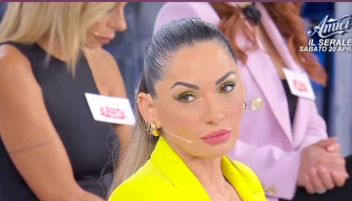 Ida Platano, stoccata da un suo ex di UeD: "Non la voglio proprio ricordare"