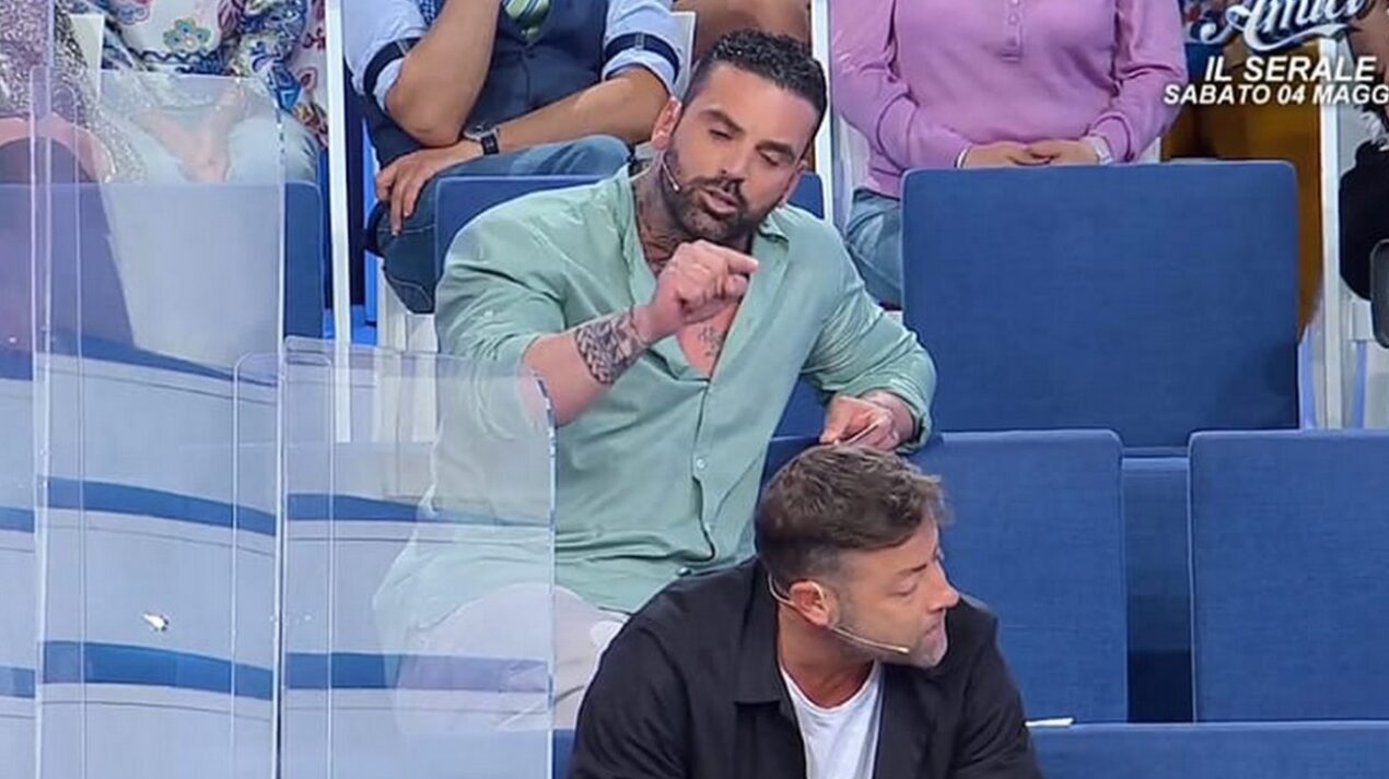 Duro scontro tra Mario e Pierpaolo, interviene Maria a UeD, Cusitore senza parole