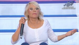 Maria De Filippi contro due protagonisti UeD