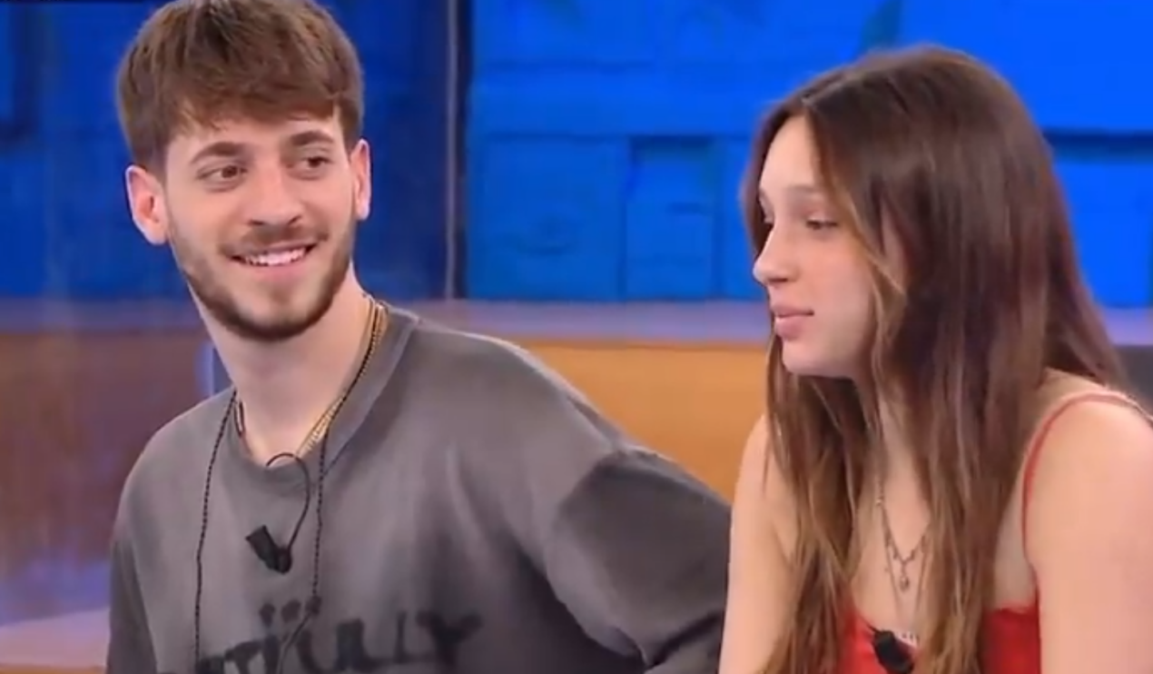 Holden fa impazzire i fan della ship con Sarah: la Toscano presente in una canzone?