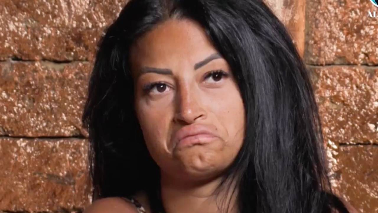 Alessia Pascarella su Lino 2