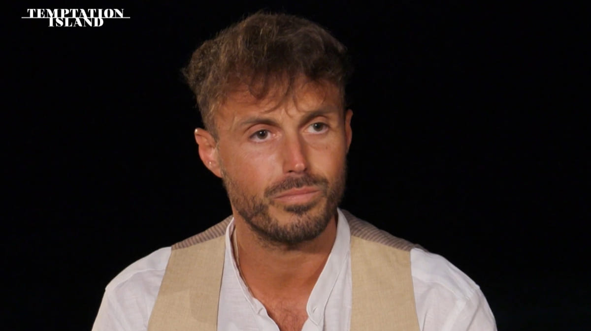 Segnalazione su Alex di Temptation Island: "Fregatura" che è successo