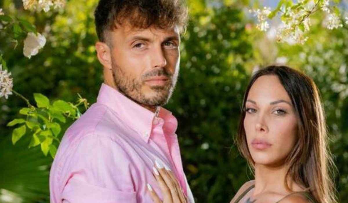 Temptation Island, Alex e Vittoria coppia fake, lei: "La redazione ha fatto controlli"