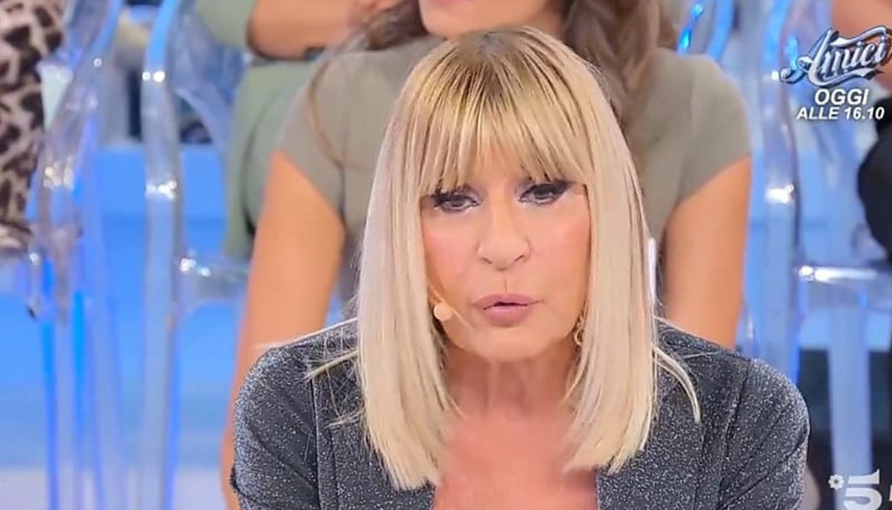 Gemma Galgani spiazzata da un cavaliere a Uomini e Donne, coppia al capolinea