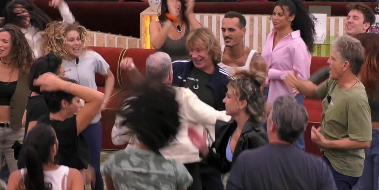 "Invasione" nella casa del Grande Fratello: i concorrenti spiazzati da una sorpresa