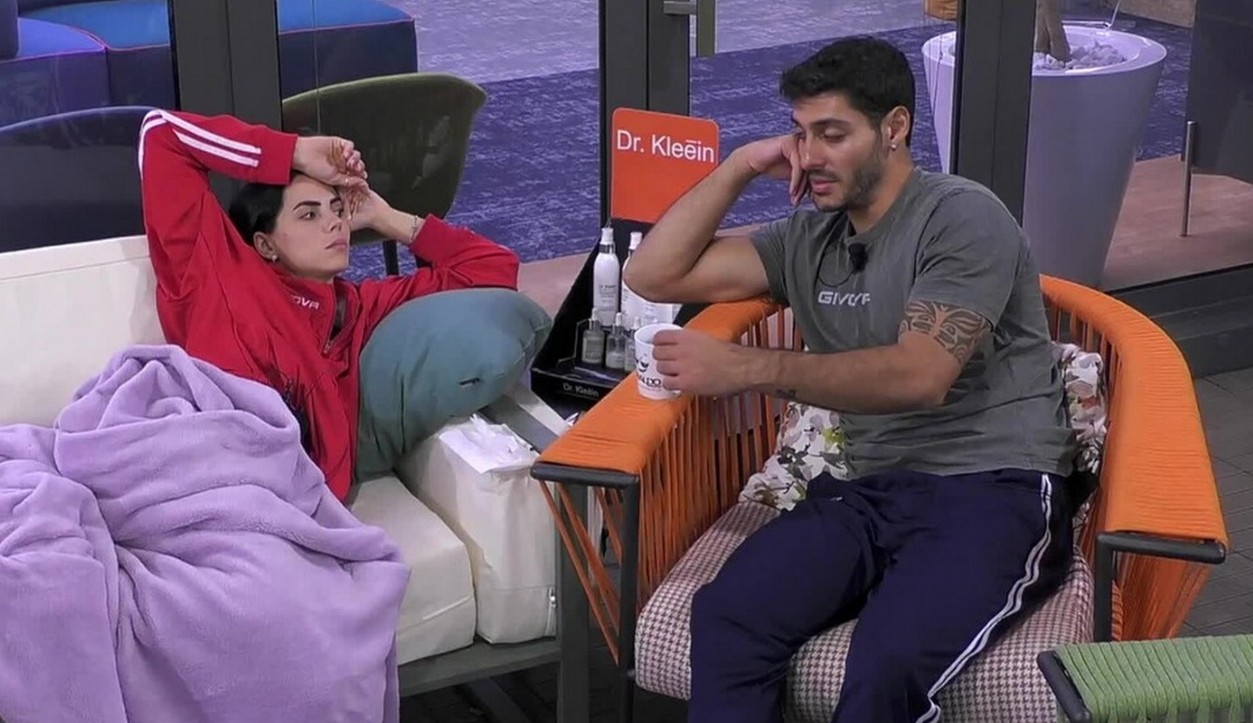 Shaila Gatta e Lorenzo Spolverato lontani al GF: lei si sfoga con Javier