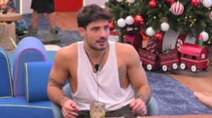 Lorenzo geloso Shaila GF