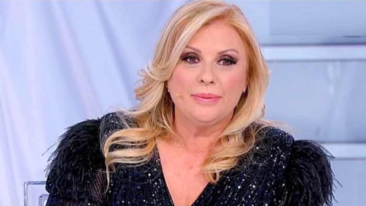 Tina Cipollari svela cosa succede a telecamere spente a UeD e aneddoto sulla De Filippi