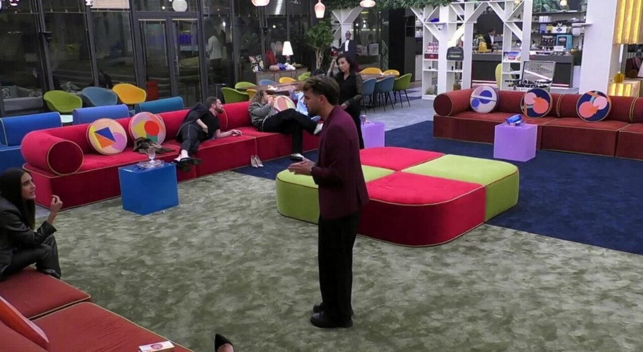 Lite tra Alfonso, Chiara e Zeudi al GF: D'Apice, deluso, perde le staffe