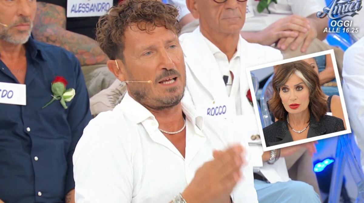 “Barbara De Santi è autistica, va radiata dalla scuola”: Ruggiero contro la dama di UeD “Barbara De Santi è autistica, va radiata dalla scuola”: Ruggiero contro la dama di UeD