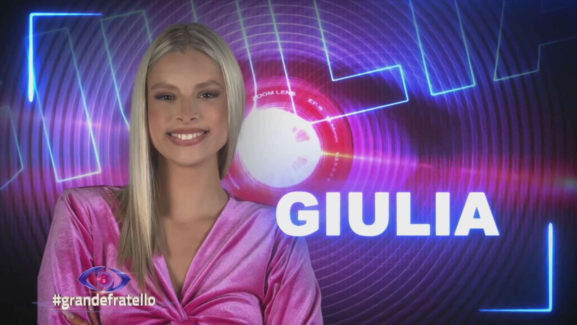 grande fratello bufera su giulia sembro una down ora rischia la squalifica
