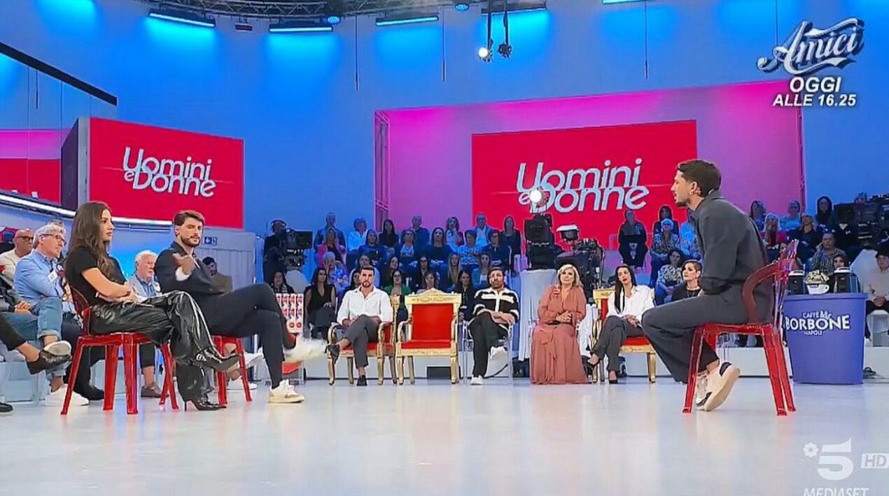 Scontro surreale a UeD: Martina diserta, Gianmarco contro Ciro, Cristina ignorata