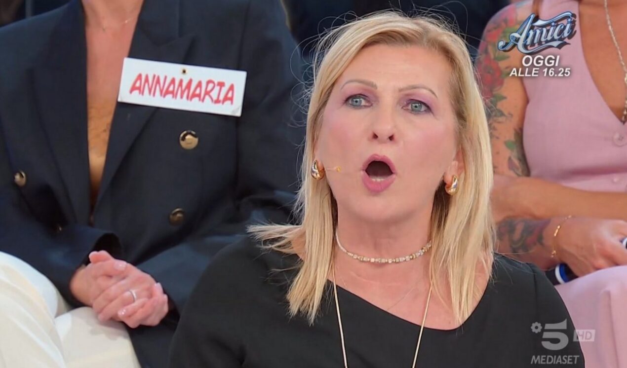 Magda sbugiarda Sebastiano a UeD: dettagli intimi imbarazzanti, Cinzia censurata