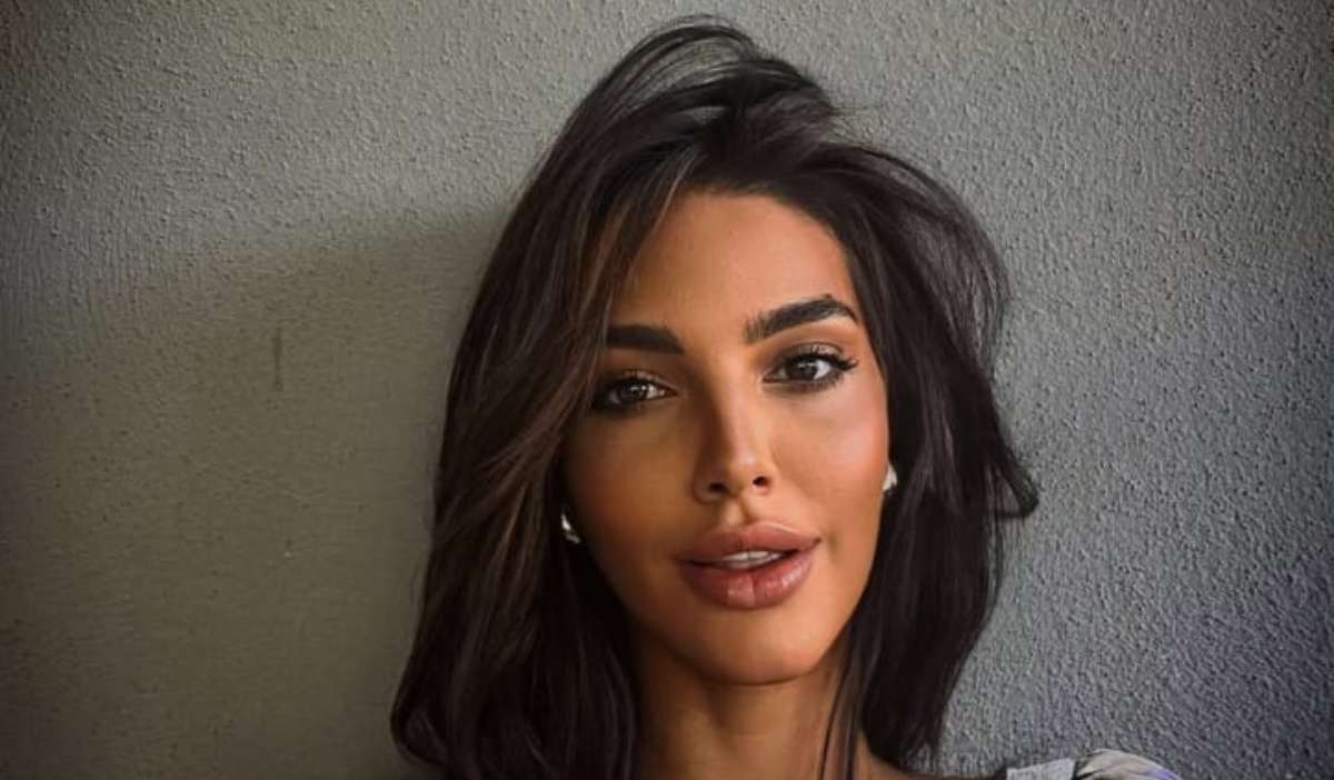 Sara Gaudenzi irriconoscibile prima di Uomini e Donne: com’era e che ha rifatto FOTO Sara Gaudenzi irriconoscibile prima di Uomini e Donne: com’era e che ha rifatto FOTO