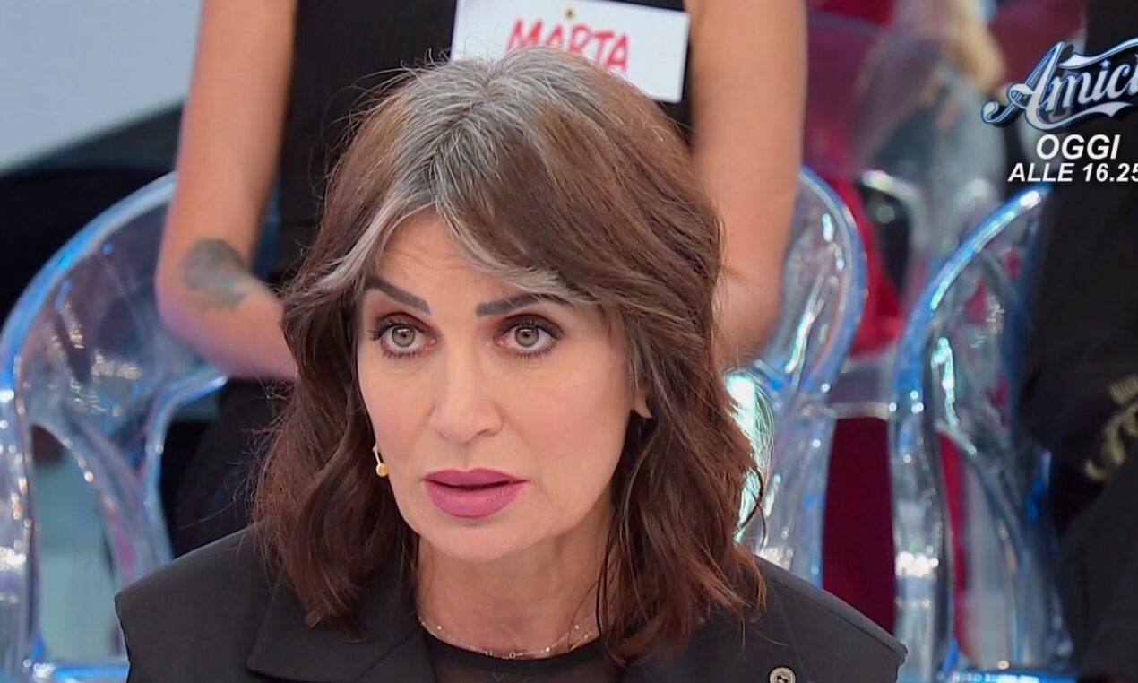 Barbara De Santi fa una richiesta assurda a UeD, Mario liquidato, donne "sottomesse"