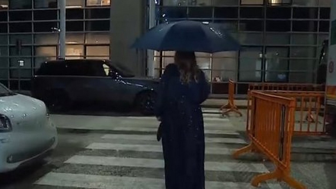 Tina Cipollari lascia UeD e va a fare la spesa, dama in lacrime per Federico