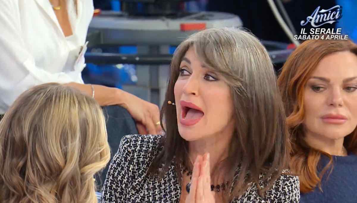 UeD anticipazioni: torna un’ex dama, lite tra Cinzia e Barbara, Ciro bidona Elisa