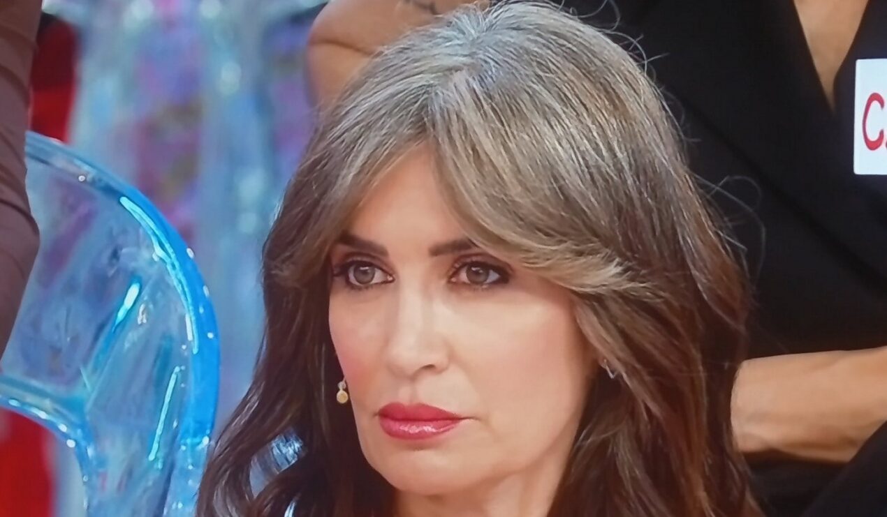 Barbara De Santi si "ritira", Massimo la scredita a UeD, momento triste per Ciro