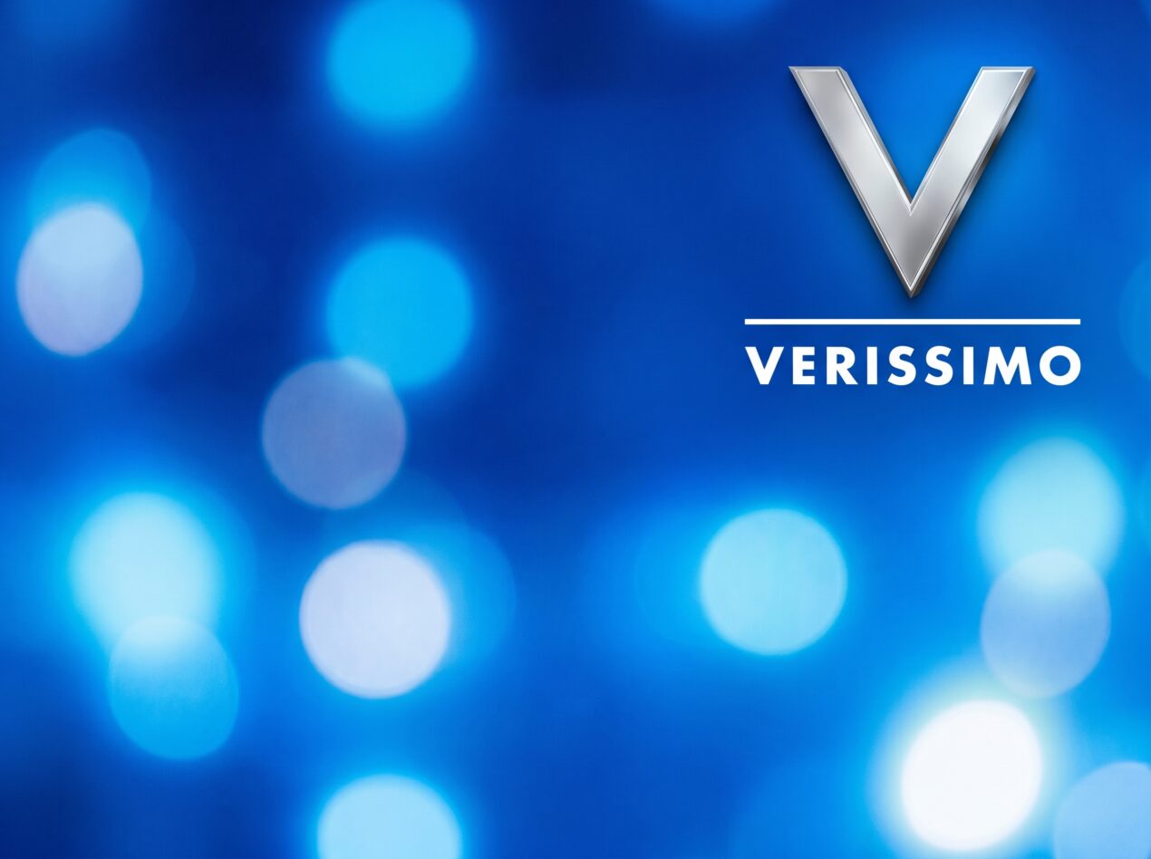 Verissimo 9 e 10 maggio 2025: ospiti, anticipazioni e il caso Terrazza Sentimento