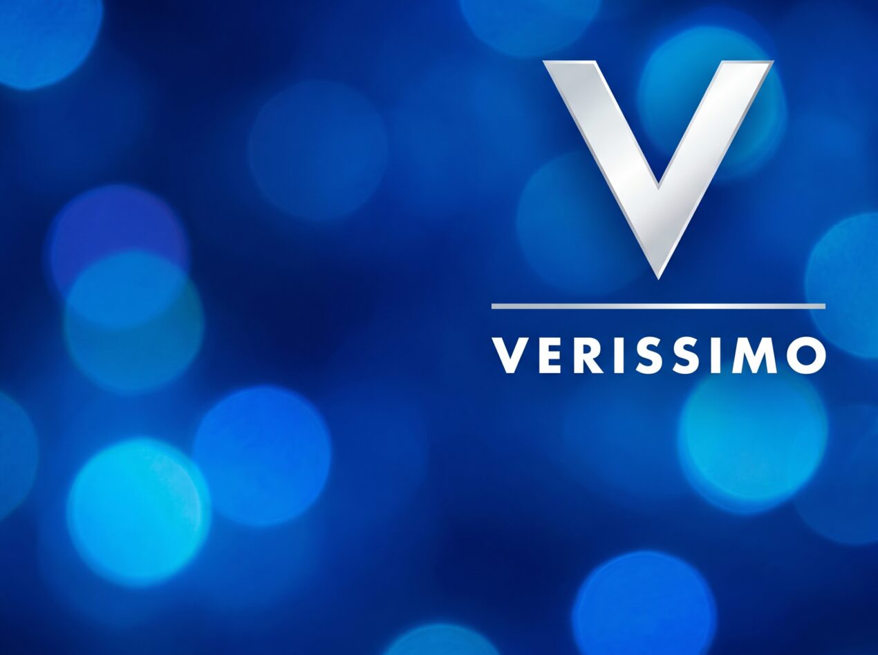 Verissimo chiude in bellezza: ascolti record e gran finale dedicato ad Amici