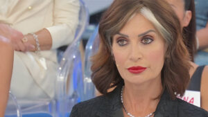Barbara De Santi mostra ferite dopo caduta