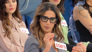 Elisabetta Gigante e due dame UeD insultate