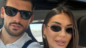 Elisa Ciro UeD indignano guida spericolata