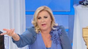 Tina Cipollari contro Paola Fatuzzo