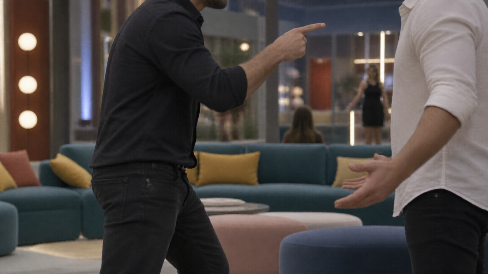 gf vip quasi rissa tra alex belli e roncaccia ilary blasi frena la lite da Tutto.tv gf vip quasi rissa tra alex belli e roncaccia ilary blasi frena la lite