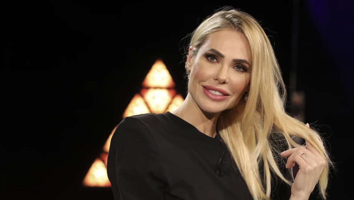 gf vip bacio tra marina la rosa e alex belli nella soap la reazione 232 choc da Tutto.tv gf vip bacio tra marina la rosa e alex belli nella soap la reazione 232 choc